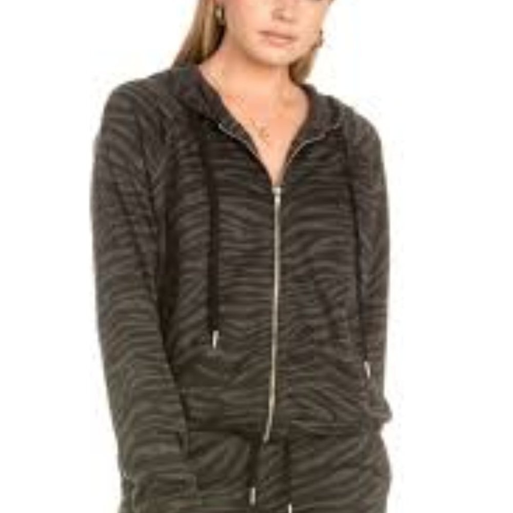 ✔️#2 Dance & Marvel Charcoal Zebra Hoodie